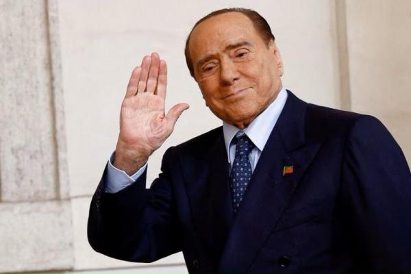 Mantan PM Italia Berlusconi Masuk Rumah Sakit Lagi karena Leukemia