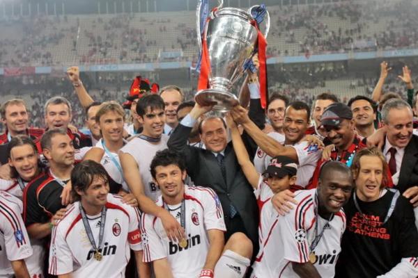 Gara-gara Silvio Berlusconi, Marco Van Basten dan Ruud Gullit Jadi Generasi Emas AC Milan