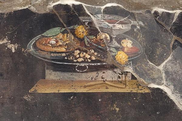 Arkeolog Pompeii Temukan Lukisan Berusia 2.000 Tahun Tampilkan Hidangan Seperti Pizza