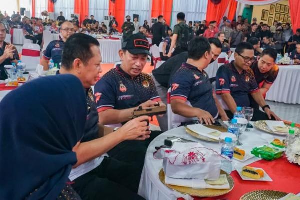 Lomba Menembak Kapolri Cup 2023, Bamsoet Ungguli Jenderal Sigit