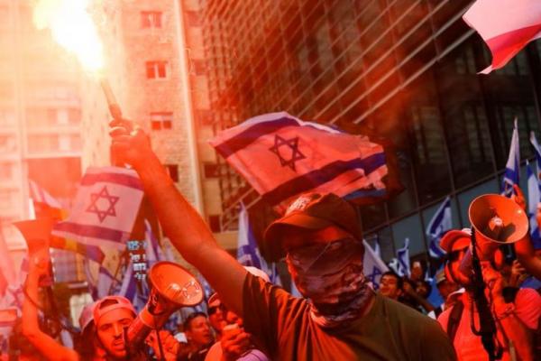 Ribuan Warga Israel Kembali Blokir Jalan Memprotes Reformasi Yudisial