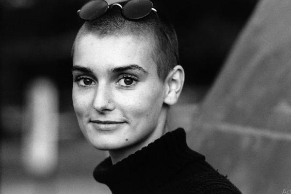 Hormati Ibunya, Putri Sinead O`Connor Nyanyikan Nothing Compares 2 U