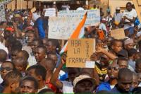 Amerika Perintahkan Evakuasi Staf Kedutaan dan Keluarga dari Niger