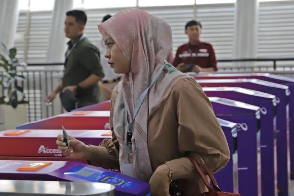 Naik LRT Jabodebek Bisa Pakai Kartu Multi Trip KAI