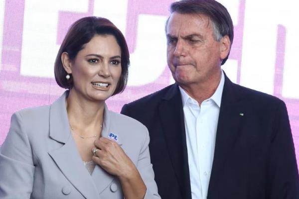 Mantan Presiden Brasil Bolsonaro Bungkam soal Penjualan Perhiasan Hadiah Saudi