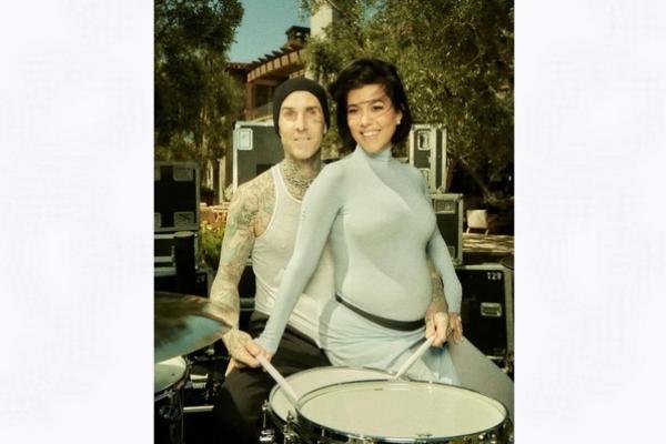 Keadaan Darurat Keluarga Travis Barker Terungkap: Kourtney Kardashian Dirawat di Rumah Sakit