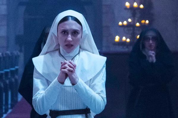 Michael Chaves Sutradara The Nun 2 Akui Modifikasi Alur Cerita Demi Penonton