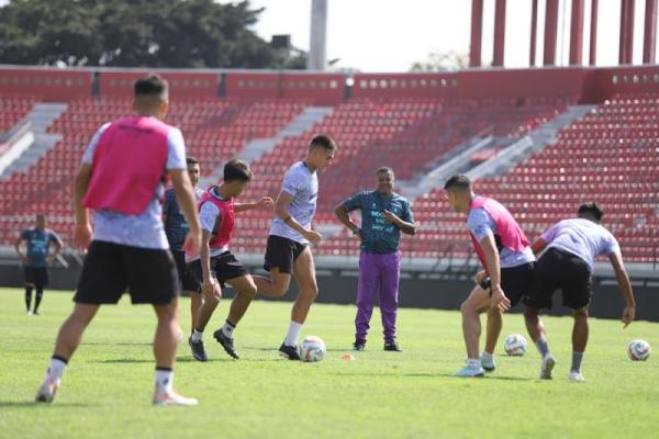 Kuncoro Rencanakan Latihan Skuad Arema FC Lebih Awal