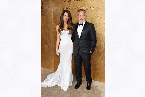 Gelar Albie Awards, George Clooney Ungkap Istrinya Amal Clooney Selalu menginspirasinya. (FOTO: GETTY IMAGE) 