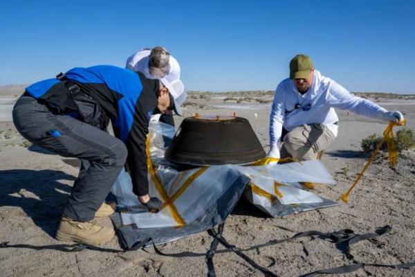 NASA Pamerkan Sampel Tanah Kaya Karbon dan Mengandung Air dari Asteroid