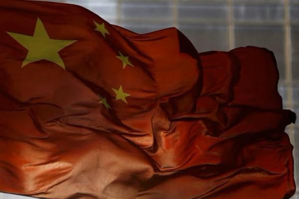 Badai Salju di China Timur Laut Batalkan Penerbangan dan Sekolah Ditutup