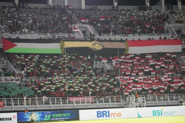 PSSI: Tidak Ada Pelarangan Pengibaran Bendera Palestina