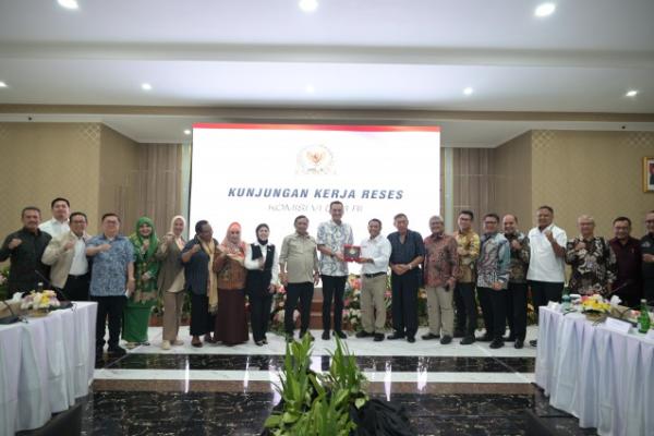 Distributor Logistik Surat Suara Pemilu 2024, DPR Minta PT Pos Indonesia Netral