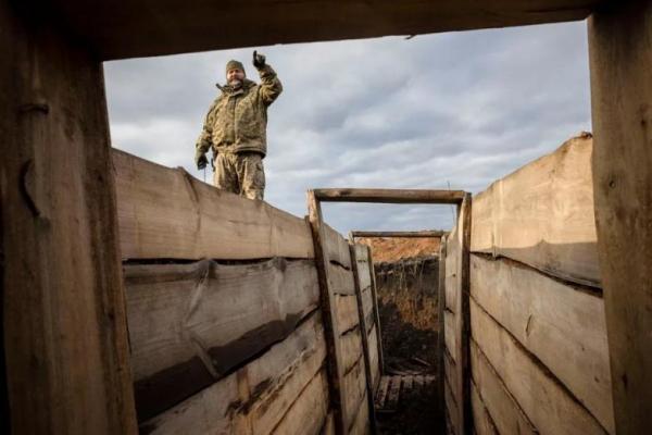 Minimalkan Korban, Ukraina Gali Parit dan Membangun Barikade di Kupiansk