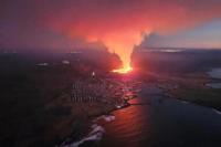 Letusan Gunung Berapi Islandia Mengalir ke Kota Nelayan, Warga Dievakuasi