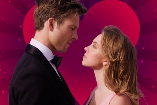 Dibintangi Glen Powell dan Sydney Sweeney, Film Komedi Romantis Anyone But You Meledak di Pasar Glob