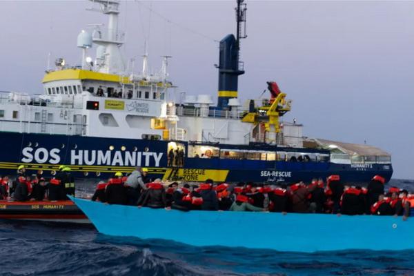 126 Pengungsi Suriah Diselamatkan di Laut Mediterania