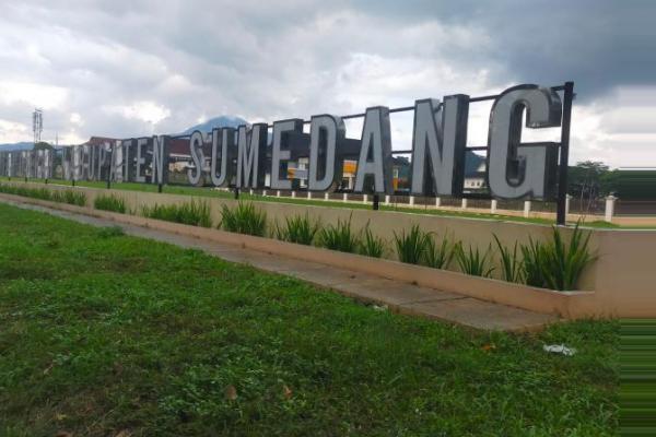 Programnya Menyentuh Wong Cilik, Urang Sumedang Pilih Ganjar