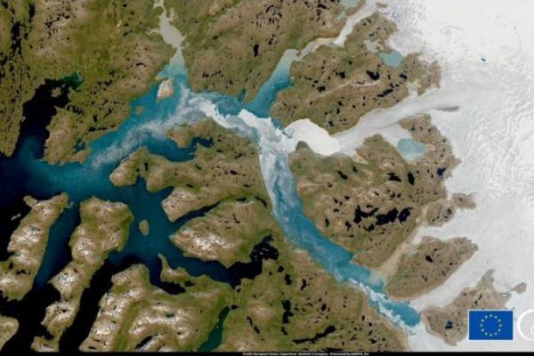 Lapisan Es Greenland Hilang Seluas 5.091 Kilometer Selama 40 Tahun Terakhir