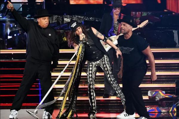 Cover Lagu Aerosmith `Walk This Way`, Run-DMC Khawatir Penggemar Hip-Hop Benci