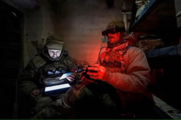 Presiden Ukraina Perintahkan Pembentukan Kekuatan Militer Terpisah untuk Drone
