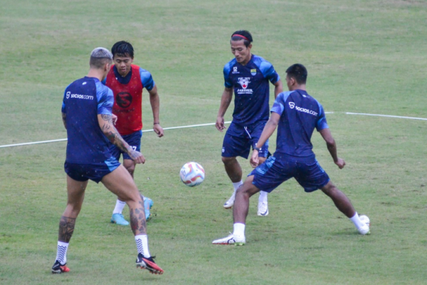 Jamu PSIS, Persib Kembali Gunakan Si Jalak Harupat