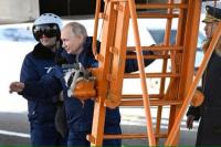 Terbangkan Pesawat Pembom, Putin Kirim Sinyal ke Barat soal Kemampuan Nuklirnya