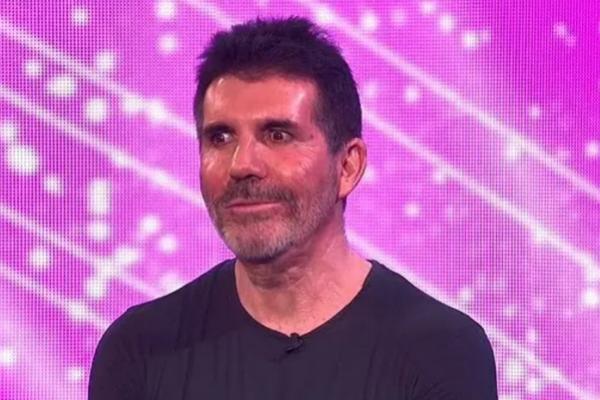 Penonton Terkejut Melihat Penampilan Baru Simon Cowell `Terlalu Banyak Filler`