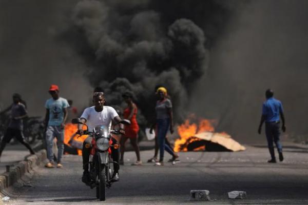 Polisi Minta Bantuan saat Upaya Penggulingan PM Haiti oleh Geng Menyerang Penjara