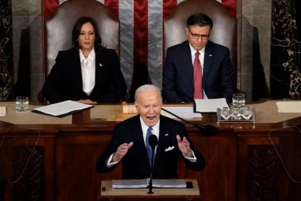 Diserang Biden dalam Pidato Kenegaraan, Trump Dianggap Bersujud kepada Rusia