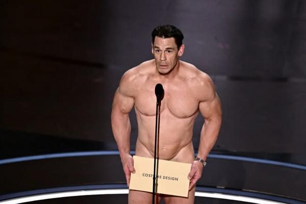 Heboh, John Cena Tampil Bugil di Panggung Oscar 2024