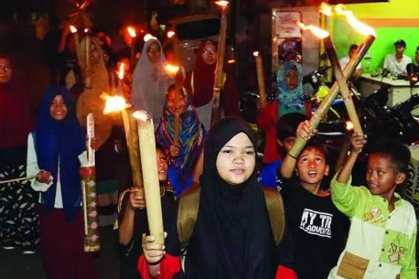 MUI: Membangunkan Sahur Harus Dengan Cara Baik, Tidak Boleh Mengganggu